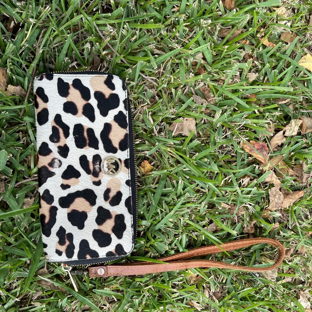 Michael Kors Cheetah Print Wristlet